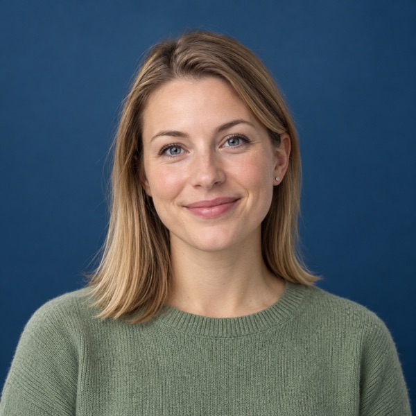 Anna, a fictional AI conversation tutor